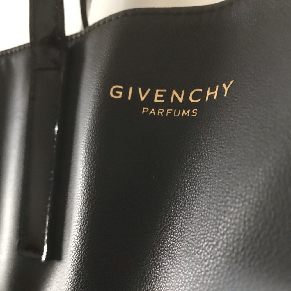 MAKE OFFER Givenchy Women’s Black Tote Bag